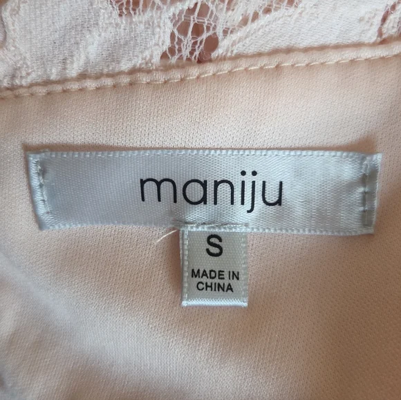 Maniju Pink Lace Feminine Floral Gown - Picture 8 of 8